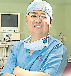 邱新捷（Khoo Sin Keat）胸腔心脏外科