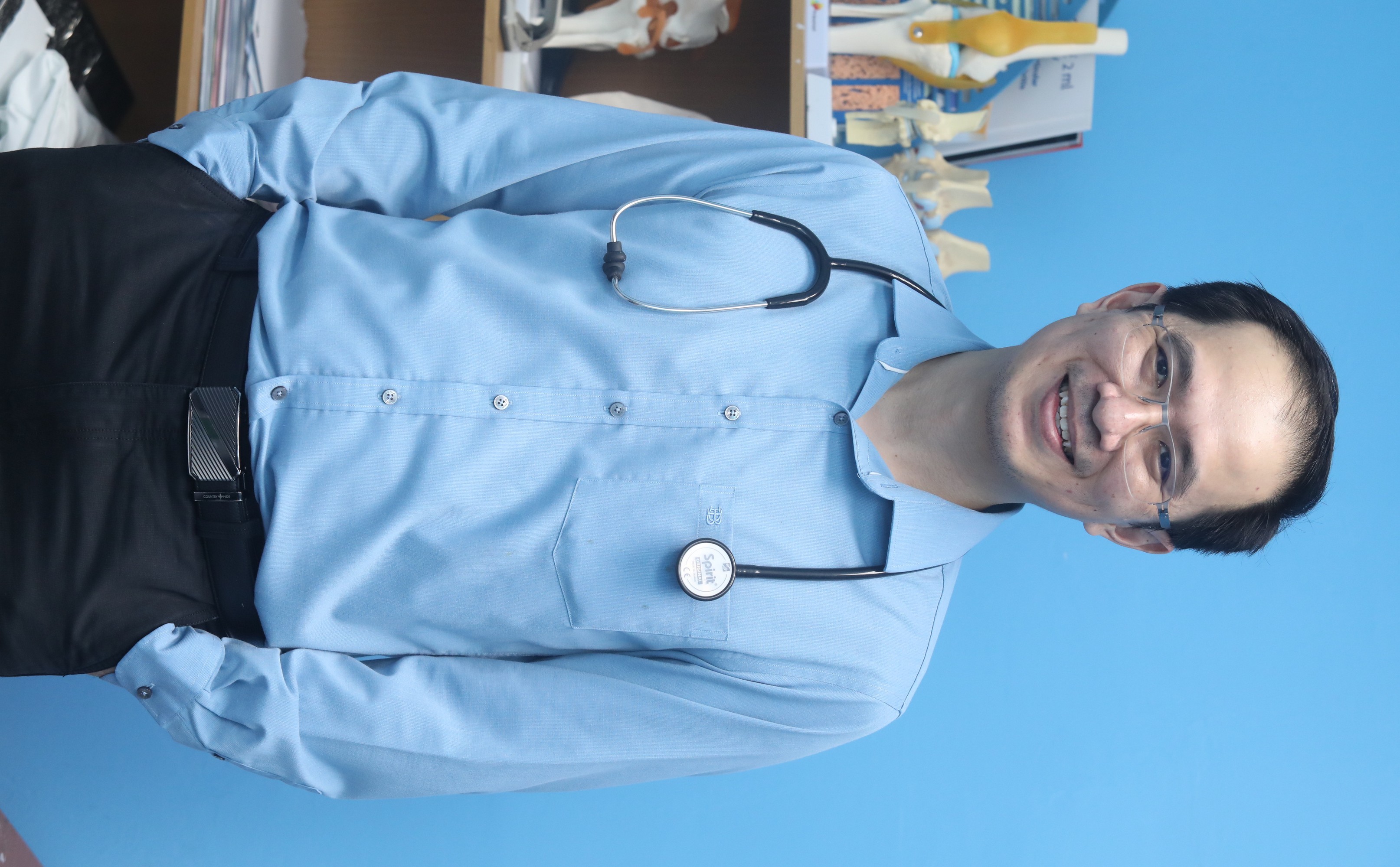 呼吸困难 肠胃出血急送院 惊揭脂肪肝已成重度纤维化