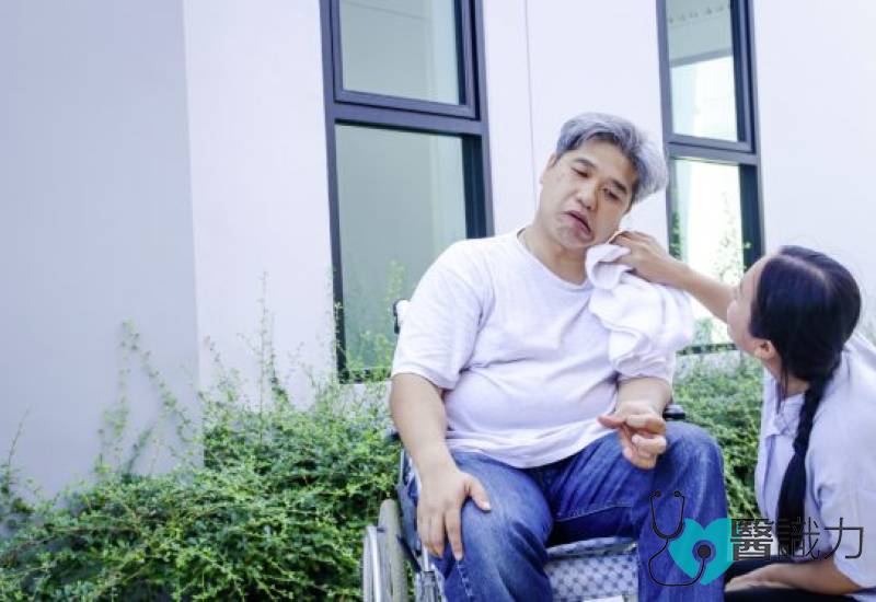 颜面神经麻痺, facial nerve palsy,  运动神经元, Motor Neuron, 贝尔氏麻痺症, Bell’s palsy, stroke, 中风, 郑淑君