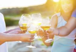 问医-陈伟璋-酒精不耐非过敏 基因缺陷 致乙醛堆积易脸红